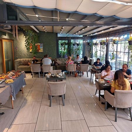 Home Boutique Hostel باكو المظهر الخارجي الصورة