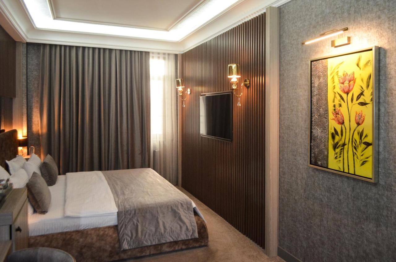 Home Boutique Hostel باكو المظهر الخارجي الصورة