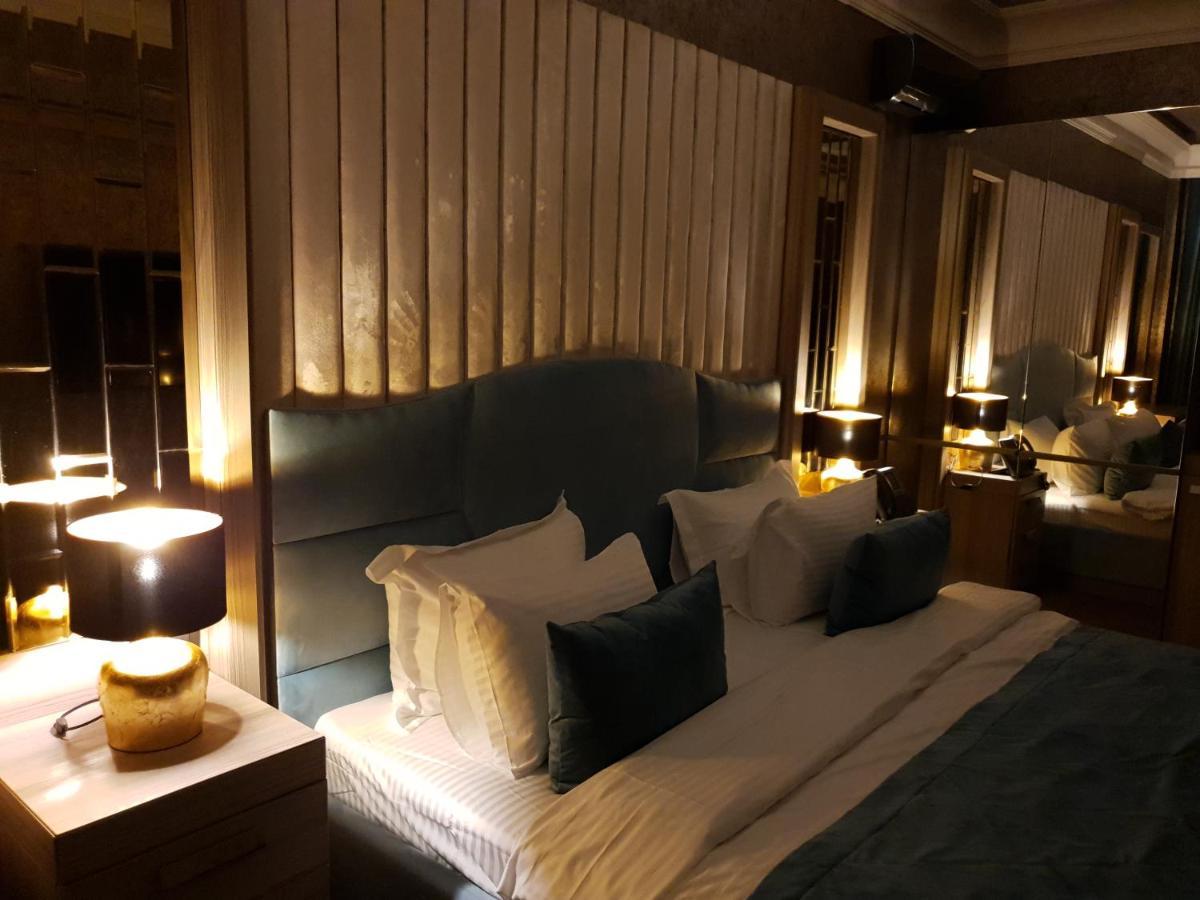 Home Boutique Hostel باكو المظهر الخارجي الصورة