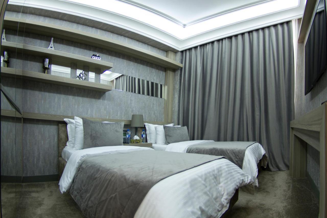 Home Boutique Hostel باكو المظهر الخارجي الصورة