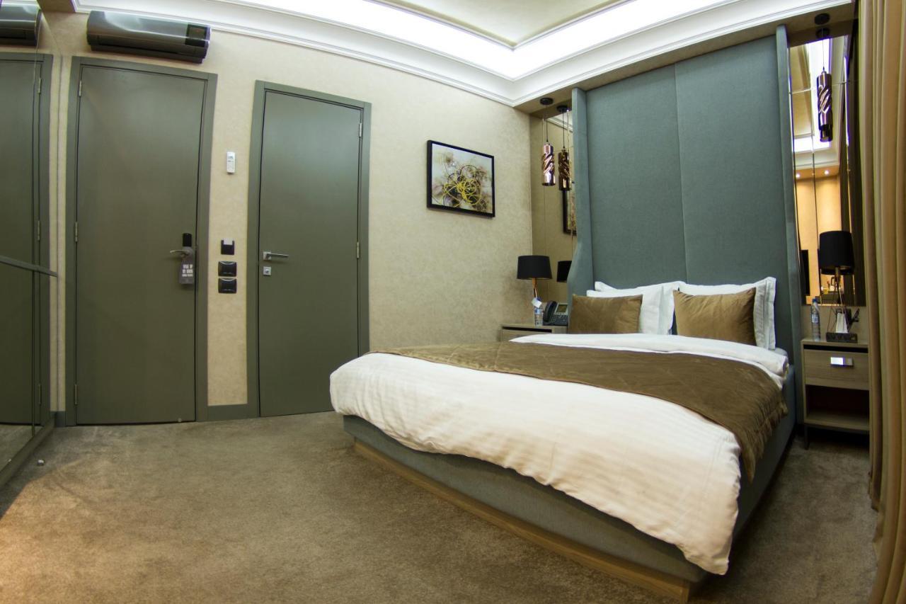 Home Boutique Hostel باكو المظهر الخارجي الصورة