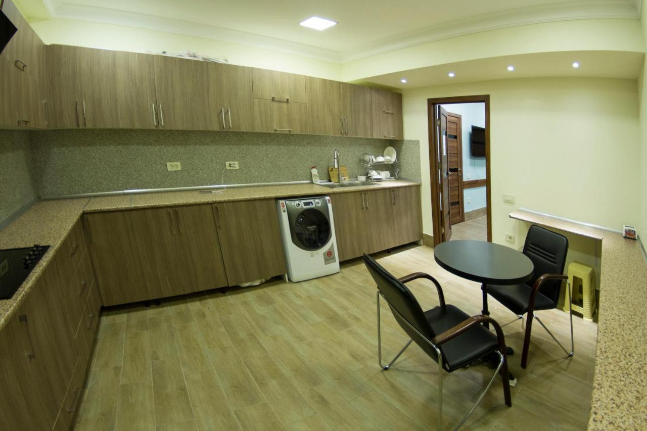 Home Boutique Hostel باكو المظهر الخارجي الصورة